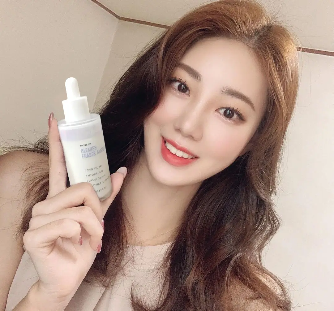 Dưỡng trắng da từ sâu bên trong với serum của make 9